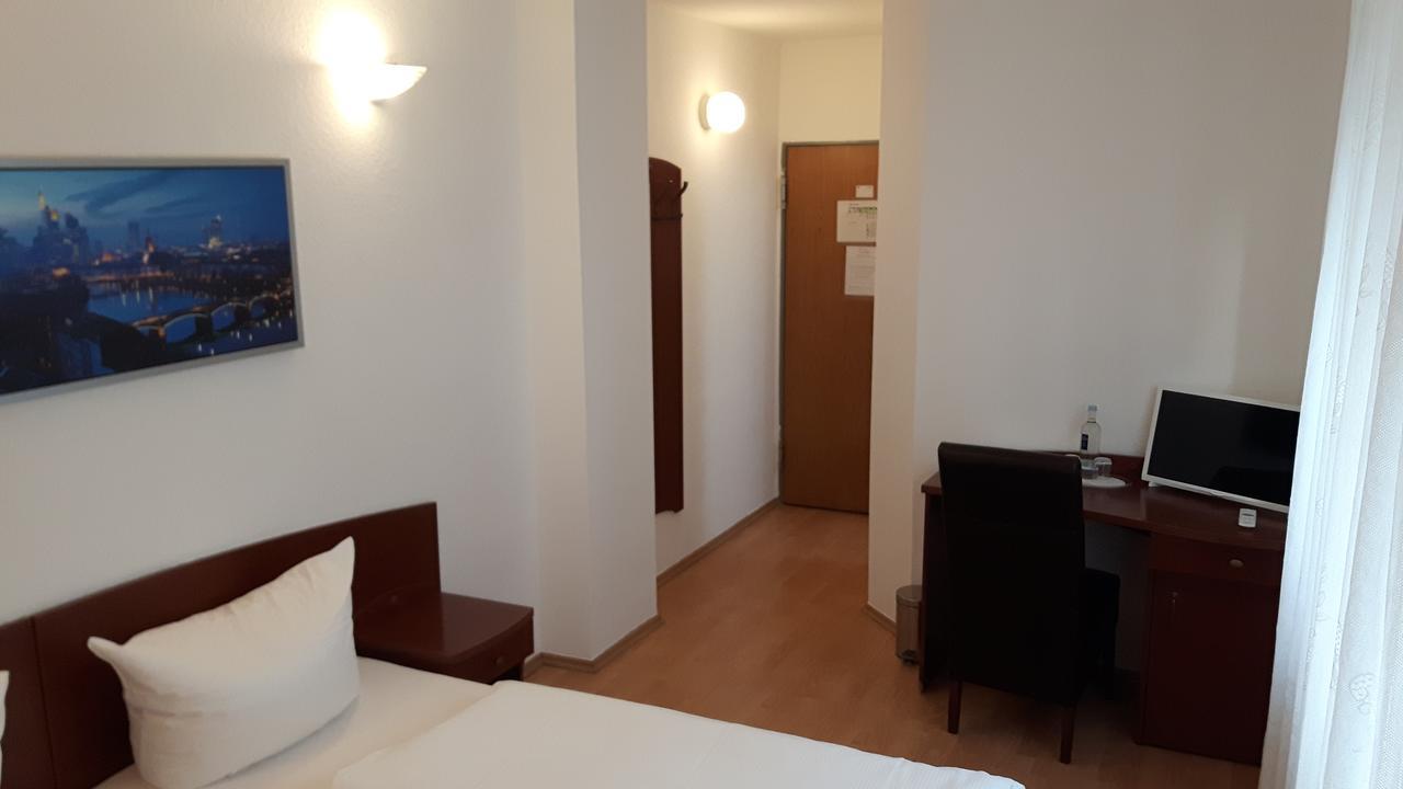 Hotel Aurelia Frankfurt am Main Exterior foto